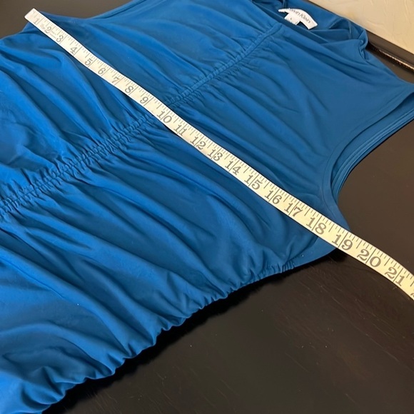 Calvin Klein blue sleeveless ruched top, stretchy, teal blue, size Large - Picture 8 of 12
